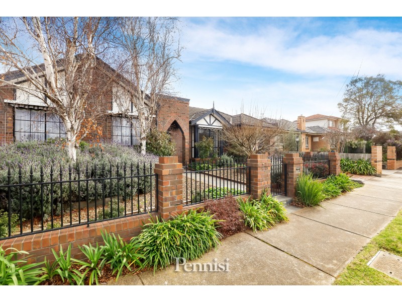 1/61 Deakin Street, Essendon VIC 3040