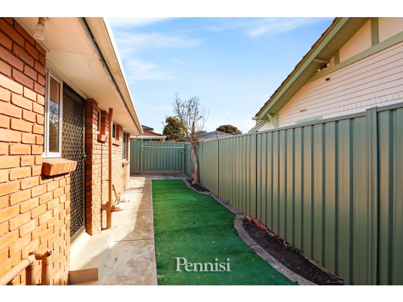 1/21 O’Shannassy Street, Essendon North VIC 3041