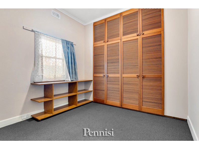 27 Orange Grove, Essendon North VIC 3041