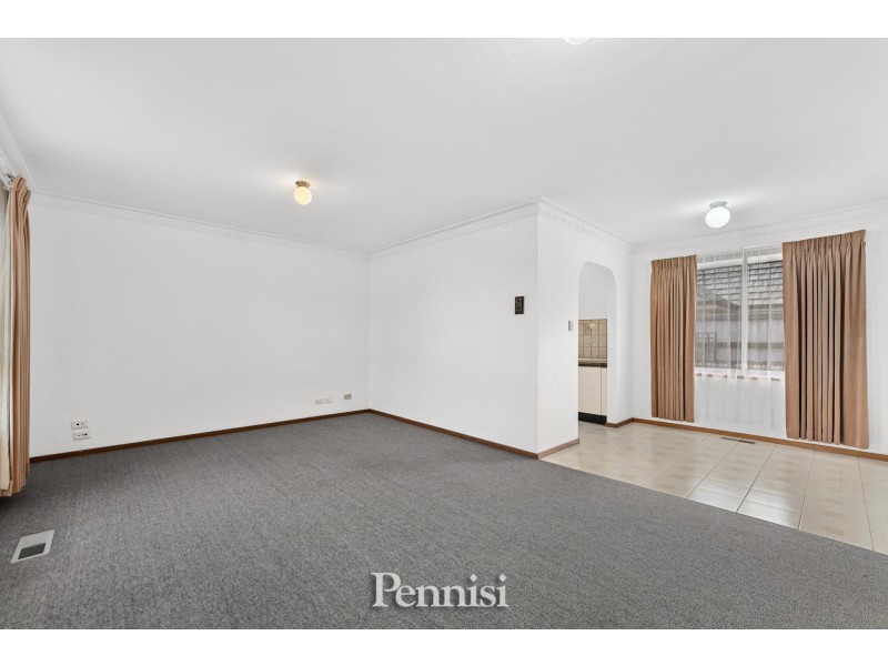 2/9 Graves Street, Essendon VIC 3040