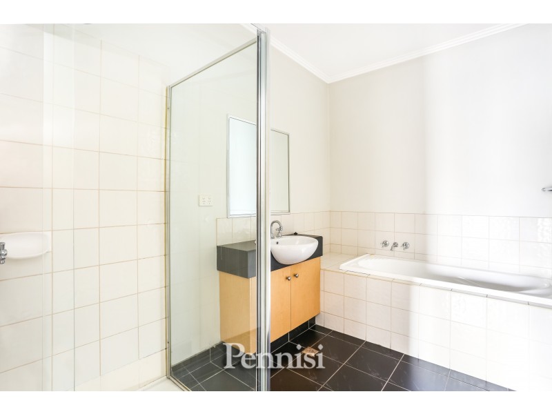 68/2 Newmarket Way, Flemington VIC 3031