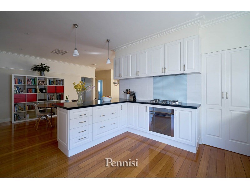 9 Hamilton Street, Niddrie VIC 3042