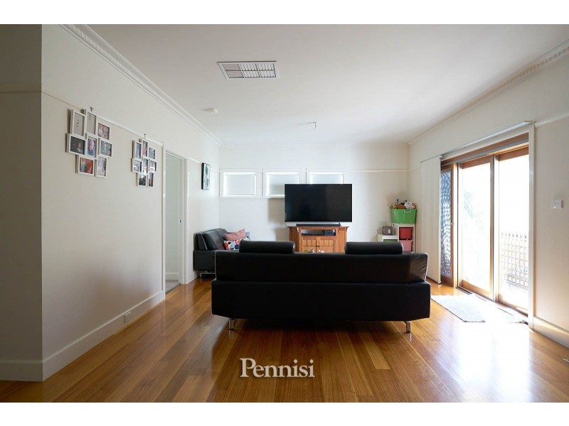 9 Hamilton Street, Niddrie VIC 3042