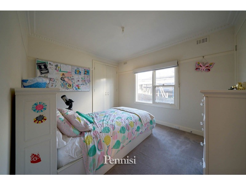 9 Hamilton Street, Niddrie VIC 3042