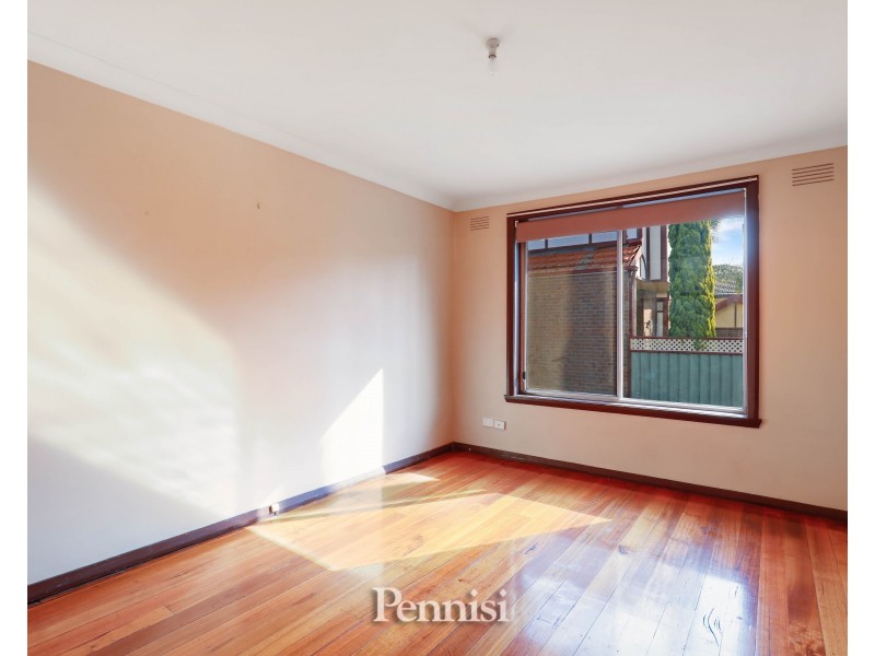 2/104 Bent Street, Moonee Ponds VIC 3039