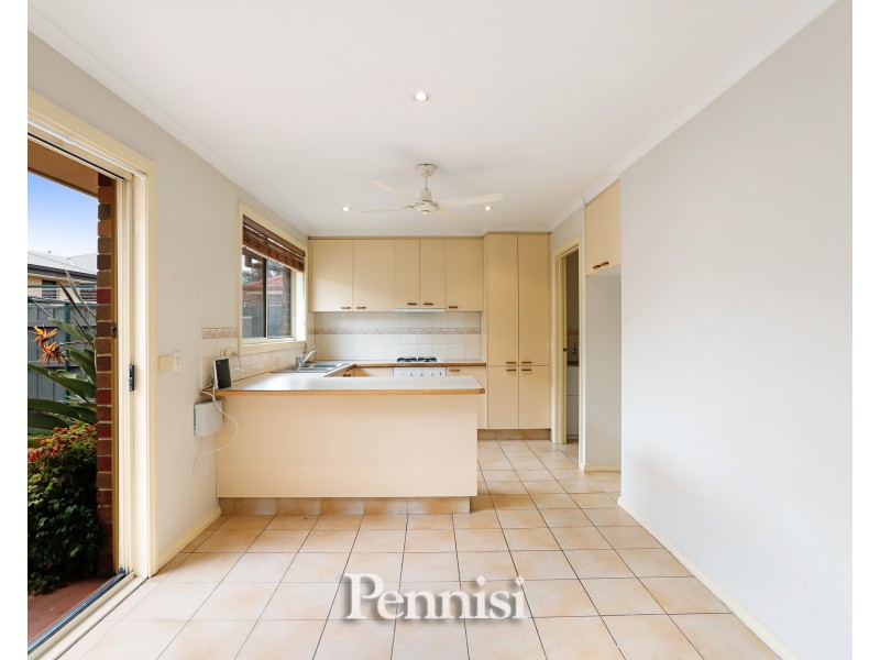 1/12 Coniston Avenue, Airport West VIC 3042