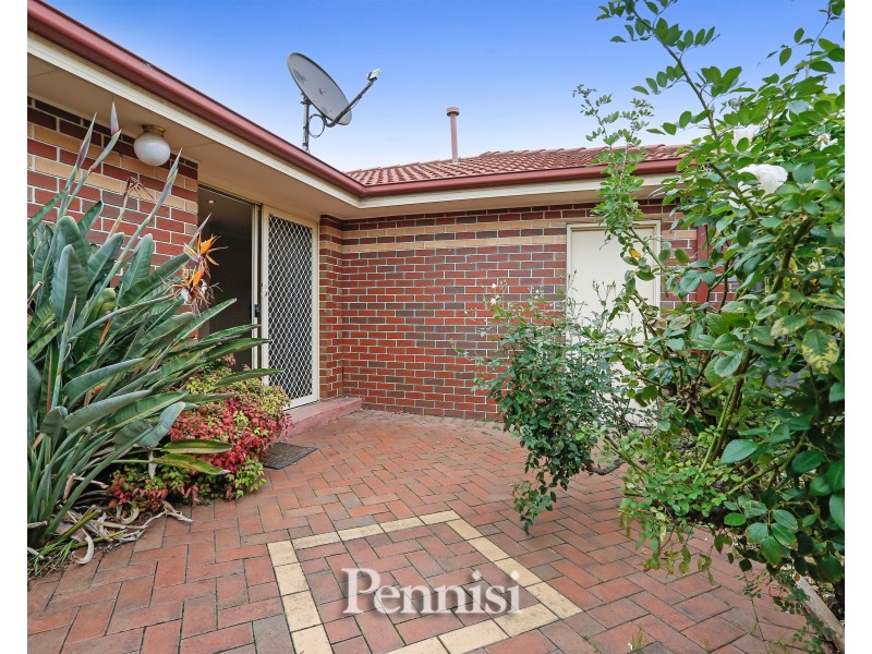 1/12 Coniston Avenue, Airport West VIC 3042