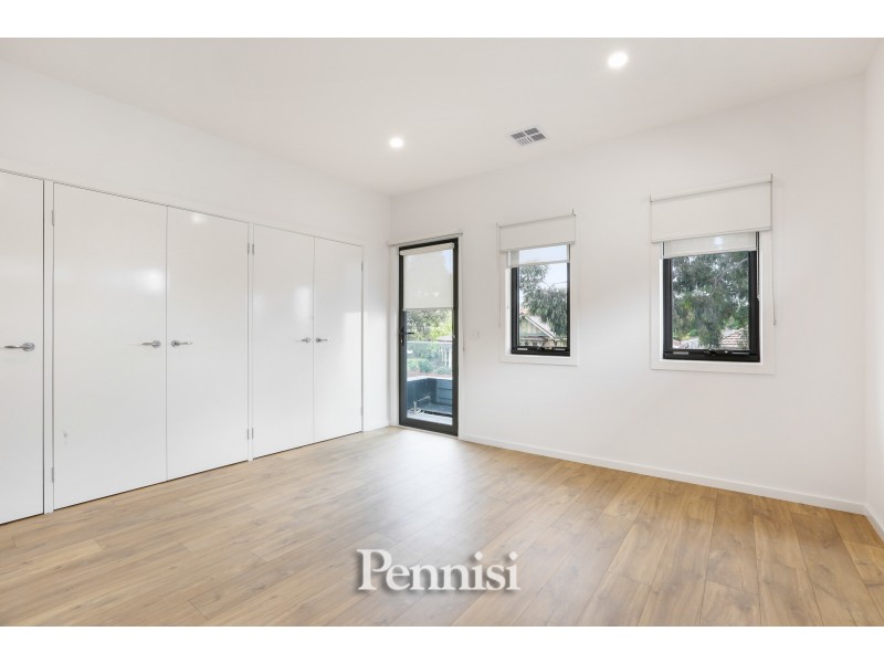 2B Renown Street, Essendon North VIC 3041