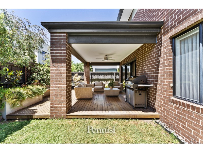 15 Enclave Avenue, Ascot Vale VIC 3032