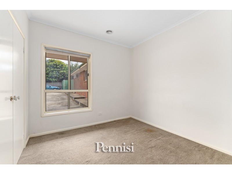 2/2 Leatherwood Grove, Meadow Heights VIC 3048