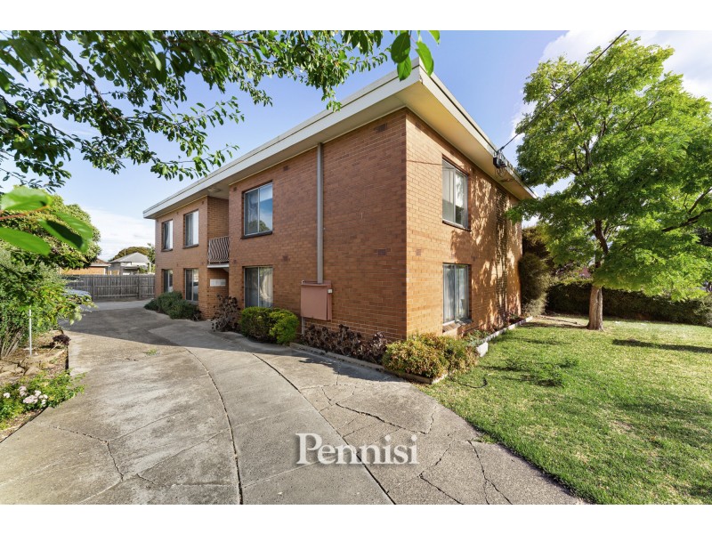 2/4 Donne Street, Coburg VIC 3058