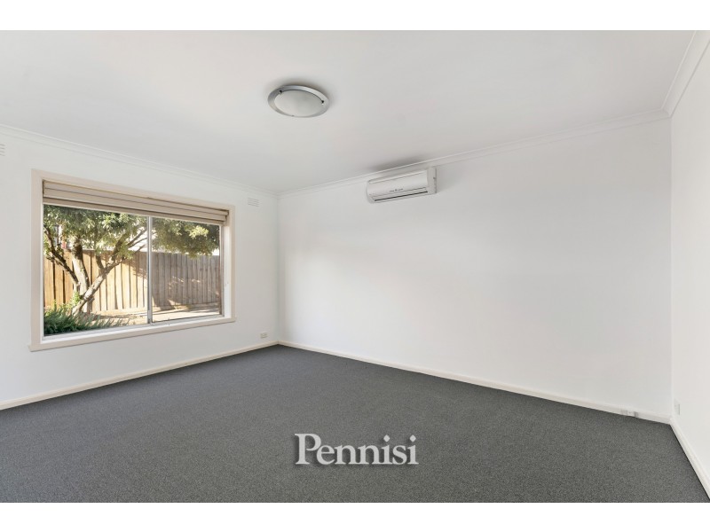 2/4 Donne Street, Coburg VIC 3058