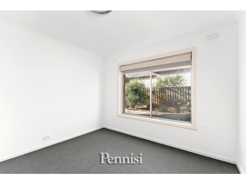2/4 Donne Street, Coburg VIC 3058