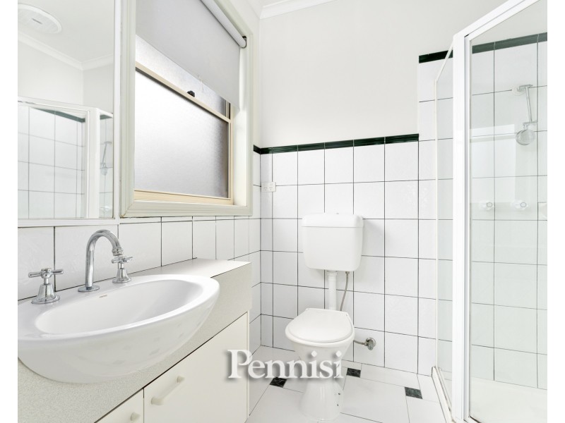 4/1 Burley Griffin Close, Keilor East VIC 3033