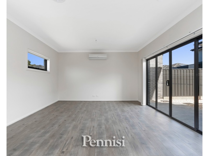 2/9 Kingston Street, Keilor Park VIC 3042