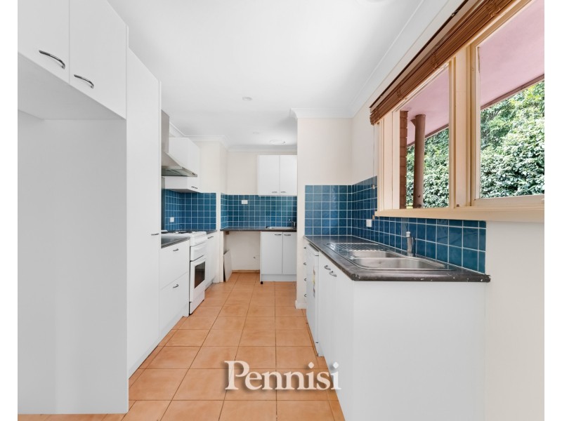 12/2 Mascoma Street, Strathmore VIC 3041