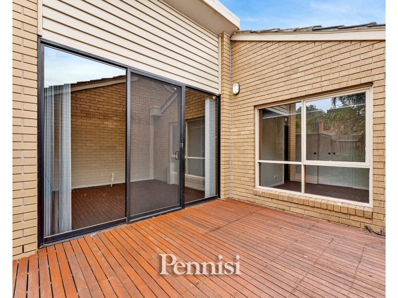 12/2 Mascoma Street, Strathmore VIC 3041