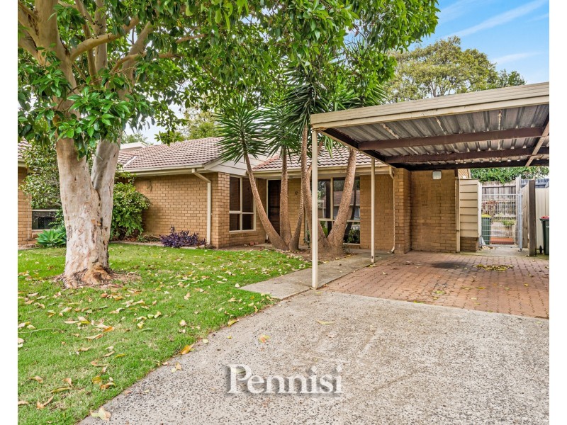 12/2 Mascoma Street, Strathmore VIC 3041