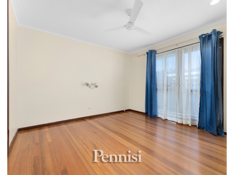 3 Elmhurst Road, Gladstone Park VIC 3043