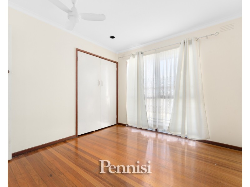 3 Elmhurst Road, Gladstone Park VIC 3043