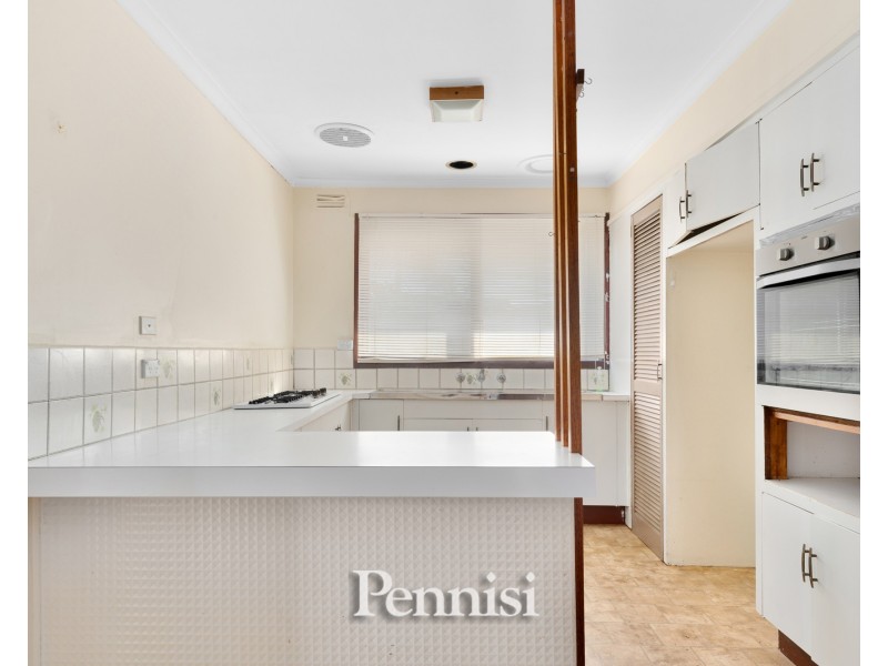 3 Elmhurst Road, Gladstone Park VIC 3043