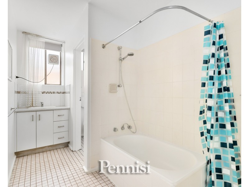 1/13 Empire Street, Footscray VIC 3011