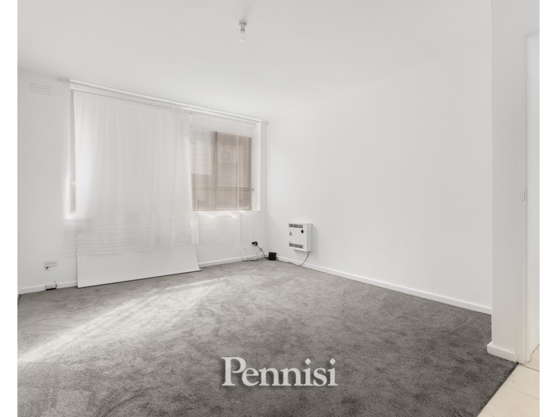 1/13 Empire Street, Footscray VIC 3011