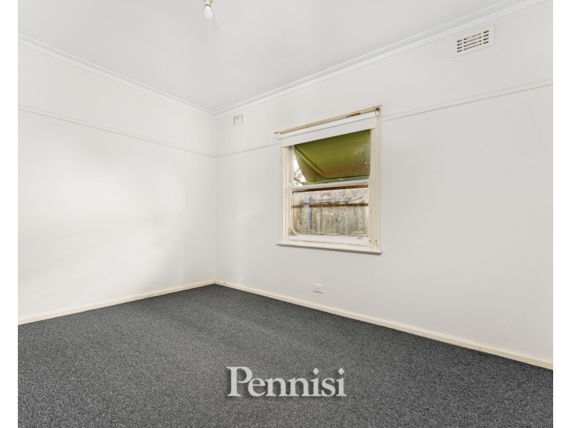 25 Melbourne Avenue, Glenroy VIC 3046