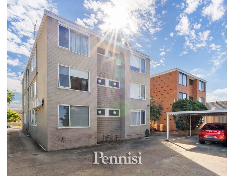 1/39 St Kinnord Street, Aberfeldie VIC 3040