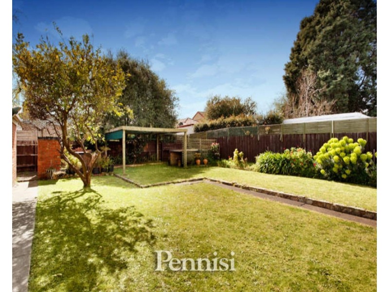 44 Hayes Road, Strathmore VIC 3041
