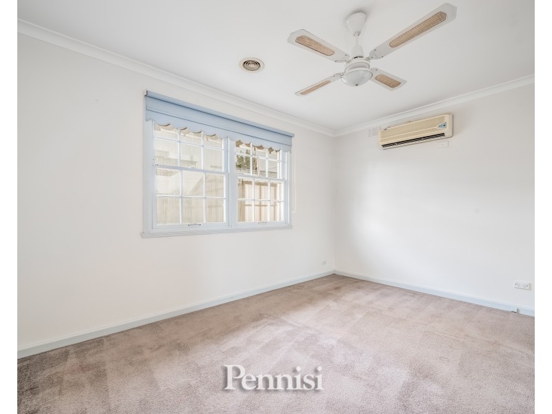 30 Quinn Grove, Keilor East VIC 3033