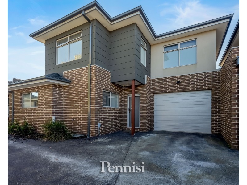 2/27 Langton Street, Glenroy VIC 3046