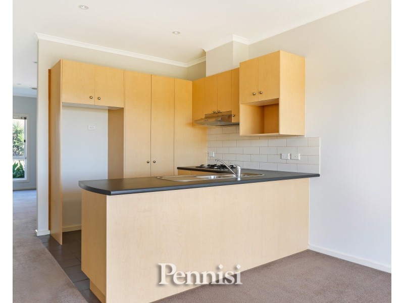 19 Balerno Circuit, Gowanbrae VIC 3043