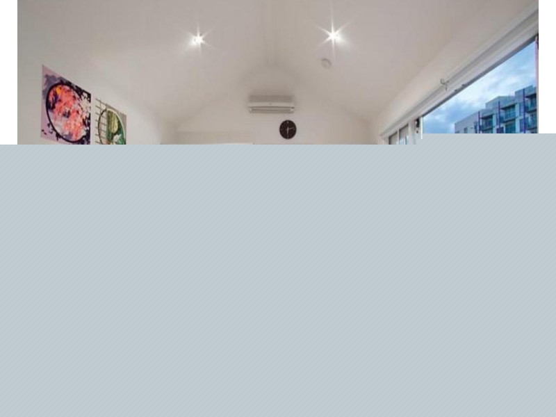 9 Kelvin Place, Carlton VIC 3053