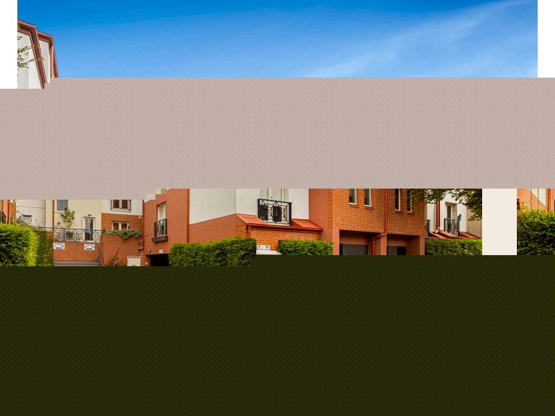 10/8-32 Howlett Street, Kensington VIC 3031