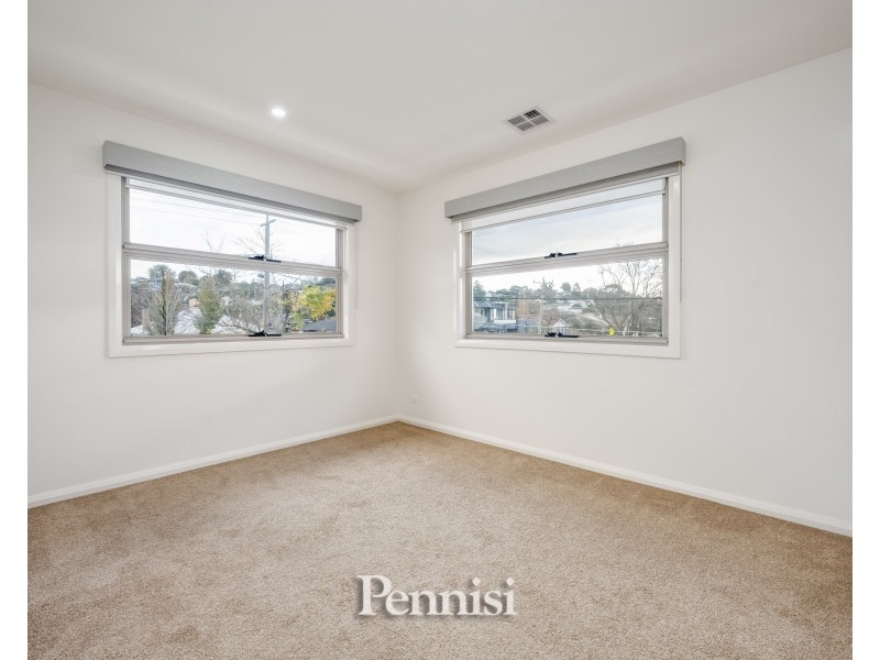 54 Mascoma Street, Strathmore VIC 3041