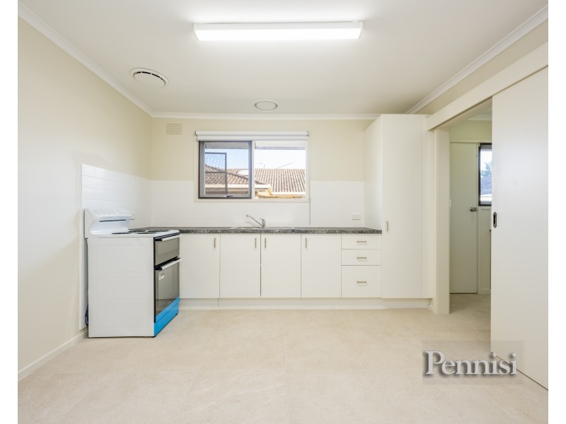 1/44 York Street, Airport West VIC 3042