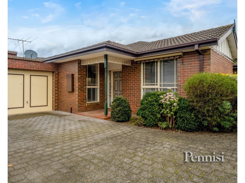 2/32 Gilbertson Street, Essendon VIC 3040