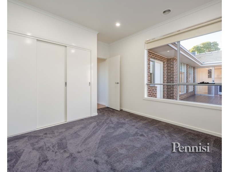 2/83 A Hotham Road, Niddrie VIC 3042