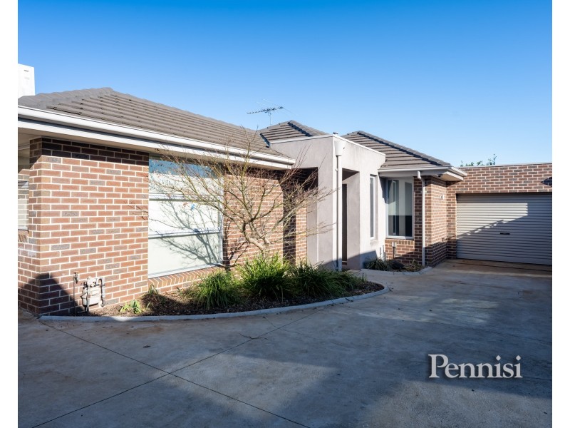 2/83 A Hotham Road, Niddrie VIC 3042