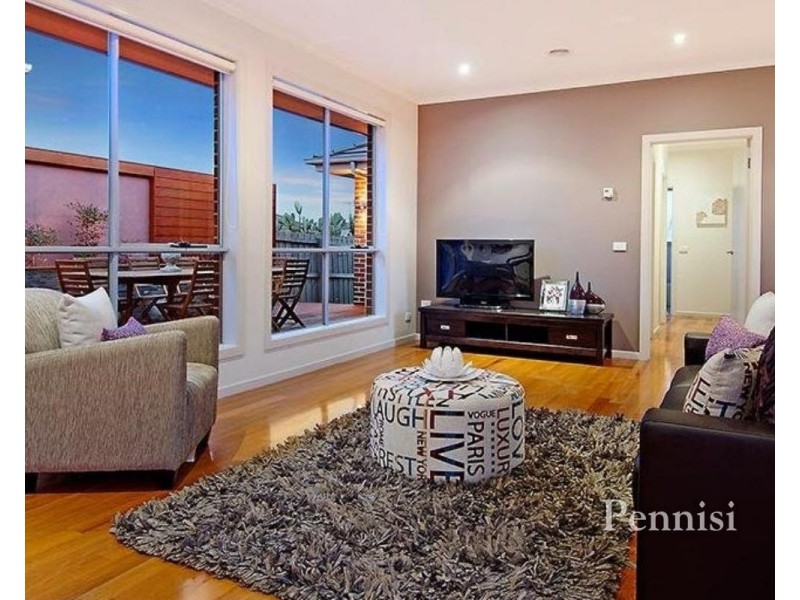 2/83 A Hotham Road, Niddrie VIC 3042