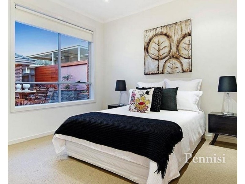 2/83 A Hotham Road, Niddrie VIC 3042