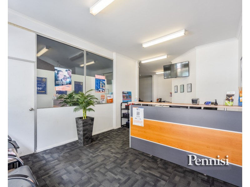 4 & 5/8-10 Tullamarine Park Road, Tullamarine VIC 3043