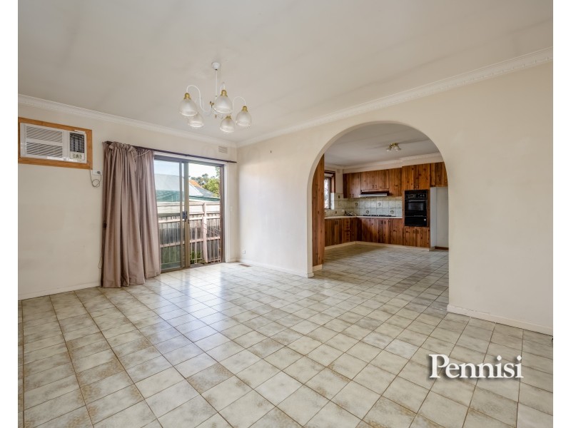 9 Raleigh Grove, Essendon North VIC 3041