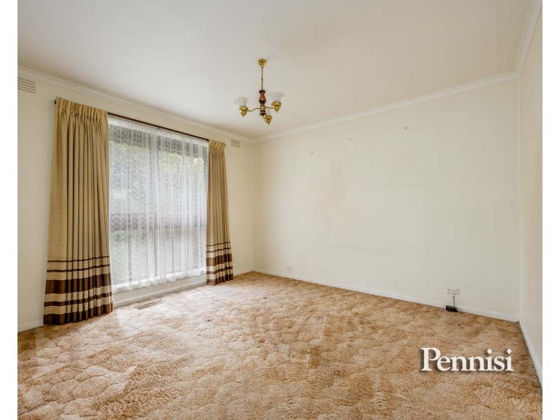 9 Raleigh Grove, Essendon North VIC 3041