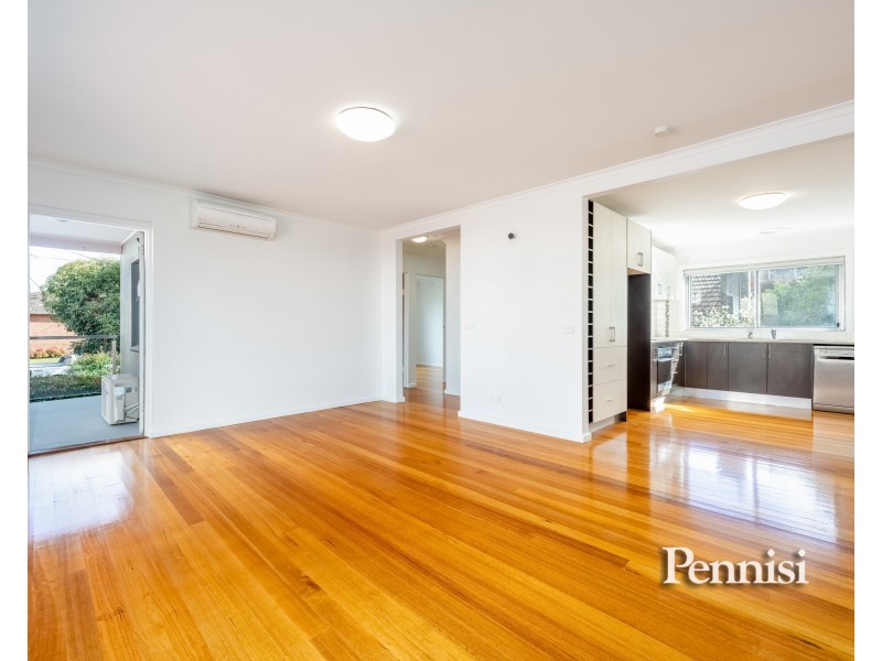 4/14 Ballater Street, Essendon VIC 3040