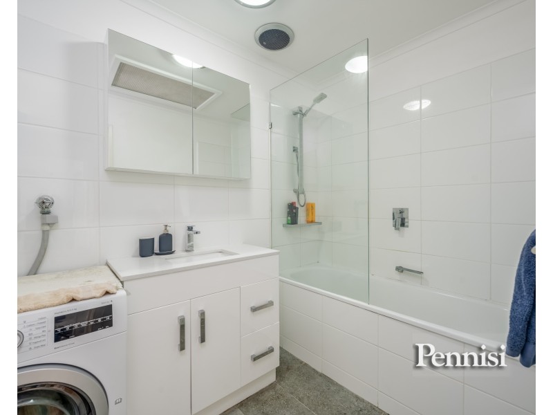 8/536 Albion Street, Brunswick West VIC 3055