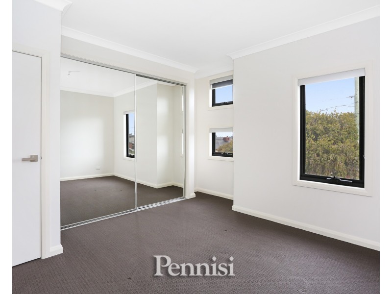 1/74 McIntosh Street, Airport West VIC 3042