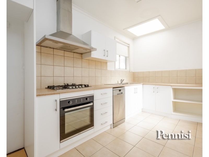 2/68 Ardmillan Road, Moonee Ponds VIC 3039