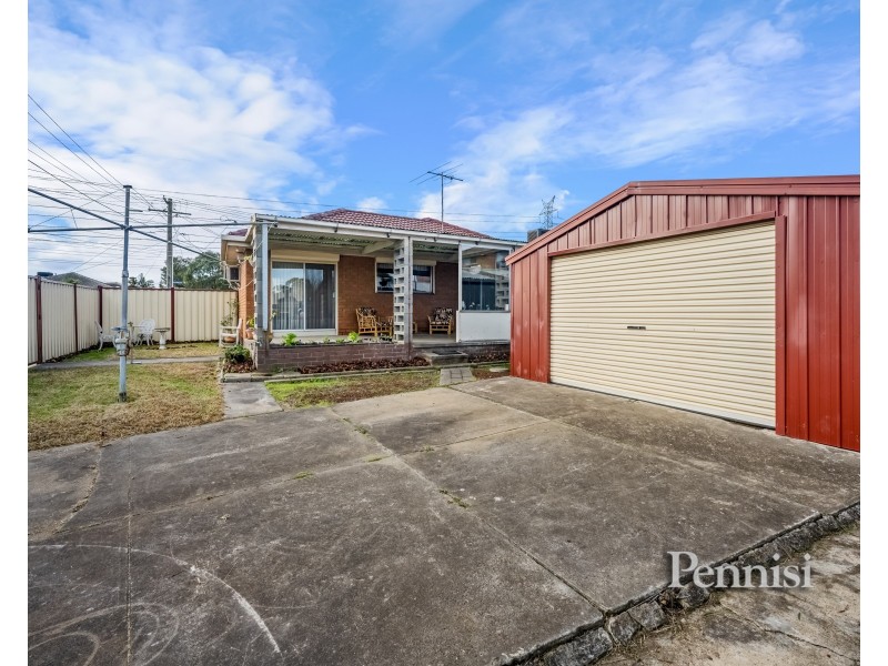 15 Sterling Drive, Keilor East VIC 3033